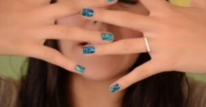 esmalte de uñas decoradas para manos
